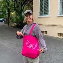 Renate Lingor mit FeM-Tasche