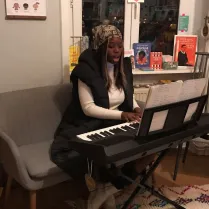 Debby Mintah